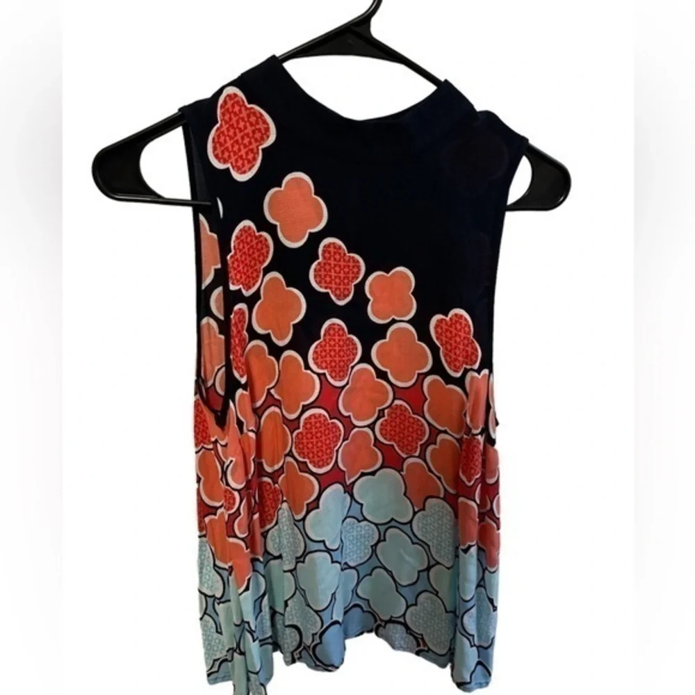 Karri Blue‎ sleeveless blouse. Size Small